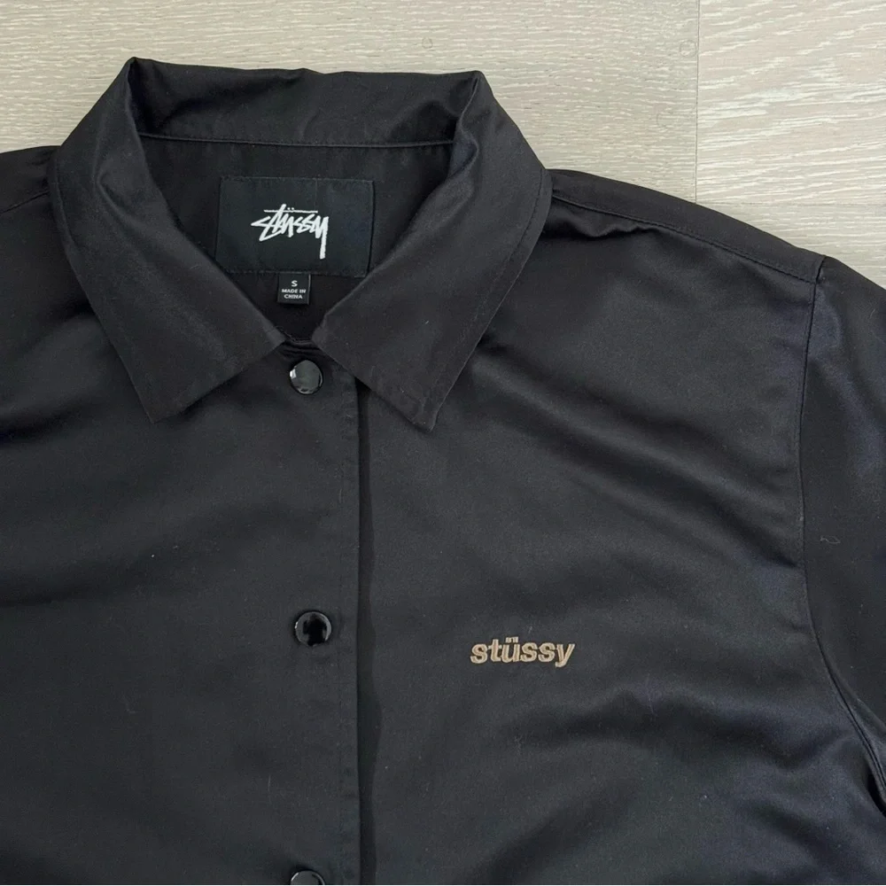 Stussy Black Satin Coaches Jacket with Snap Closure - Size Small - Picture 3 of 6
